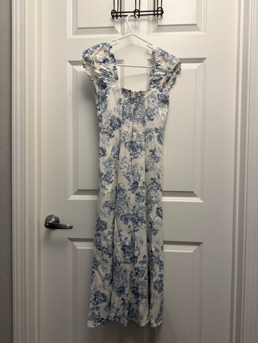 Reformation Connell Dress in Ivory - Size 2 - Picture 9 of 11